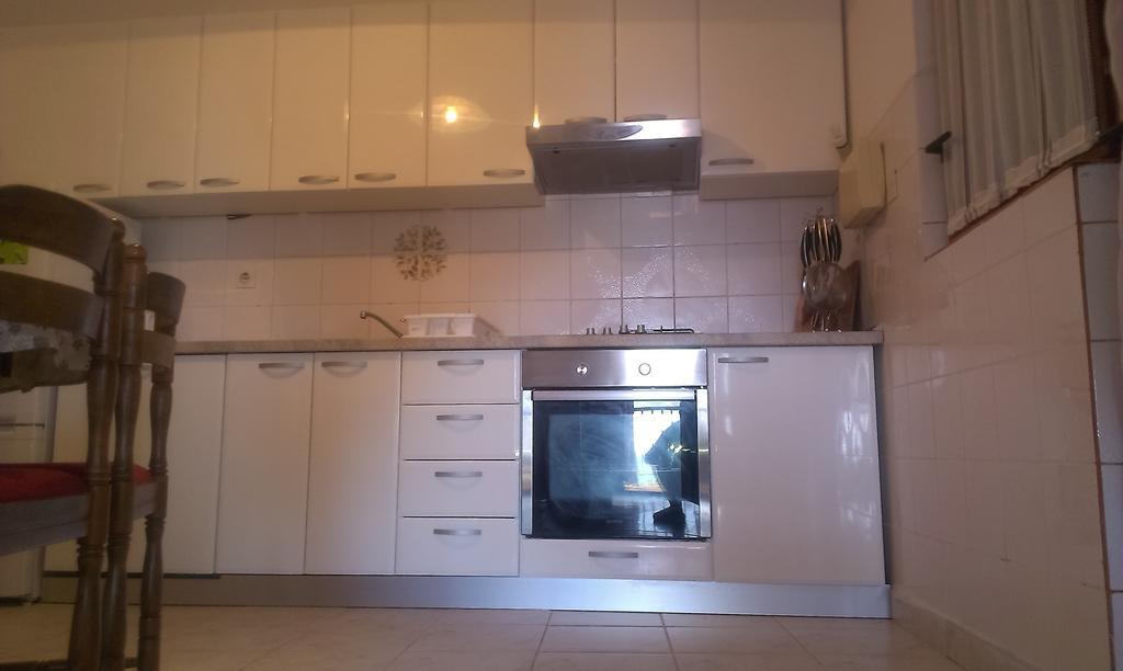 Apartments Luci Хвар Стая снимка