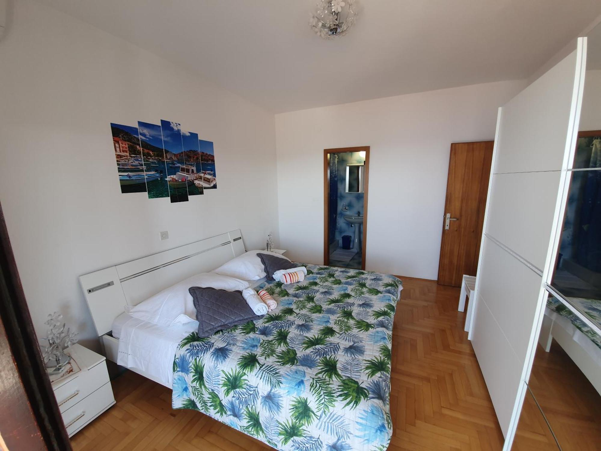 Apartments Luci Хвар Стая снимка
