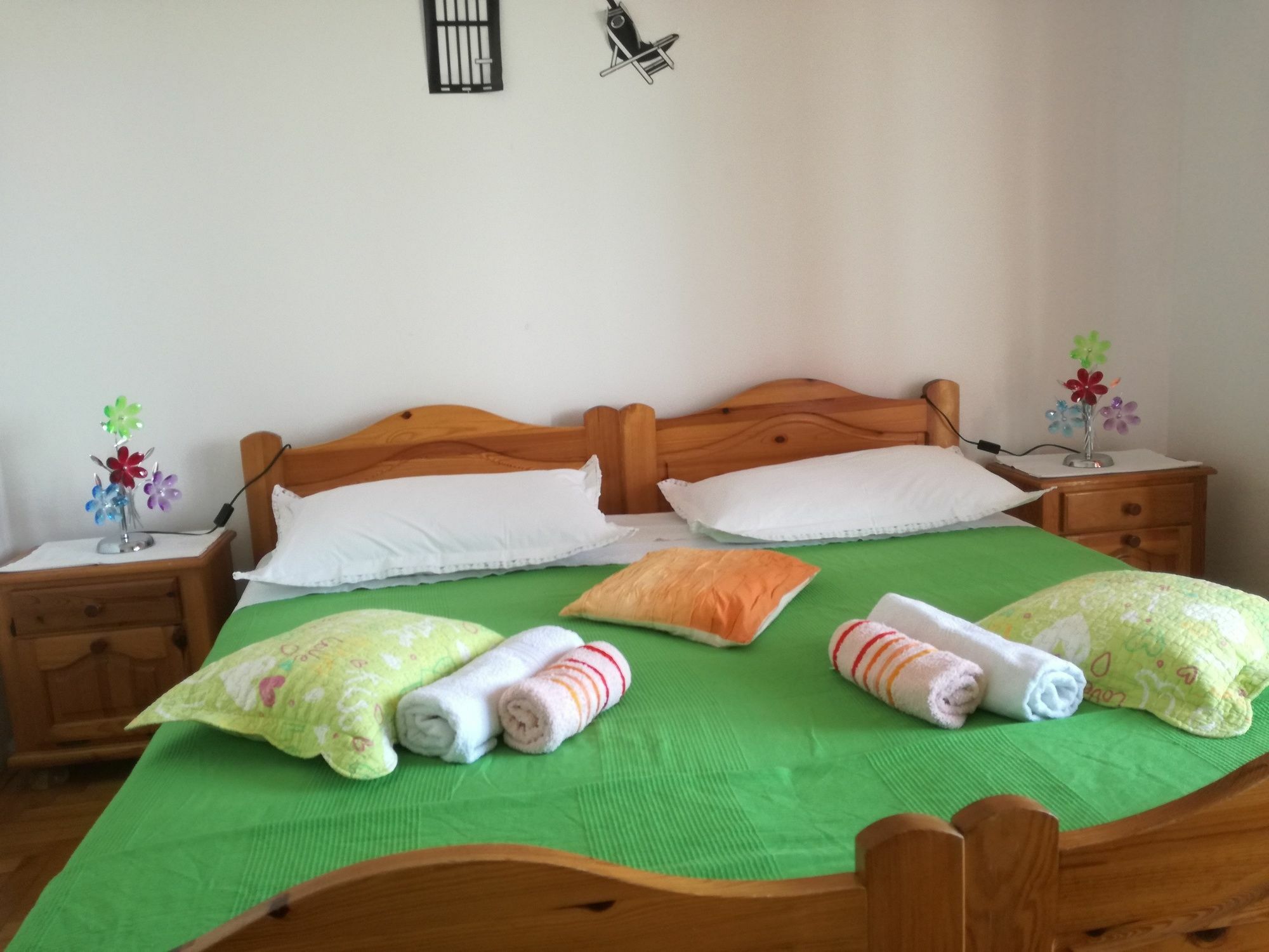 Apartments Luci Хвар Екстериор снимка