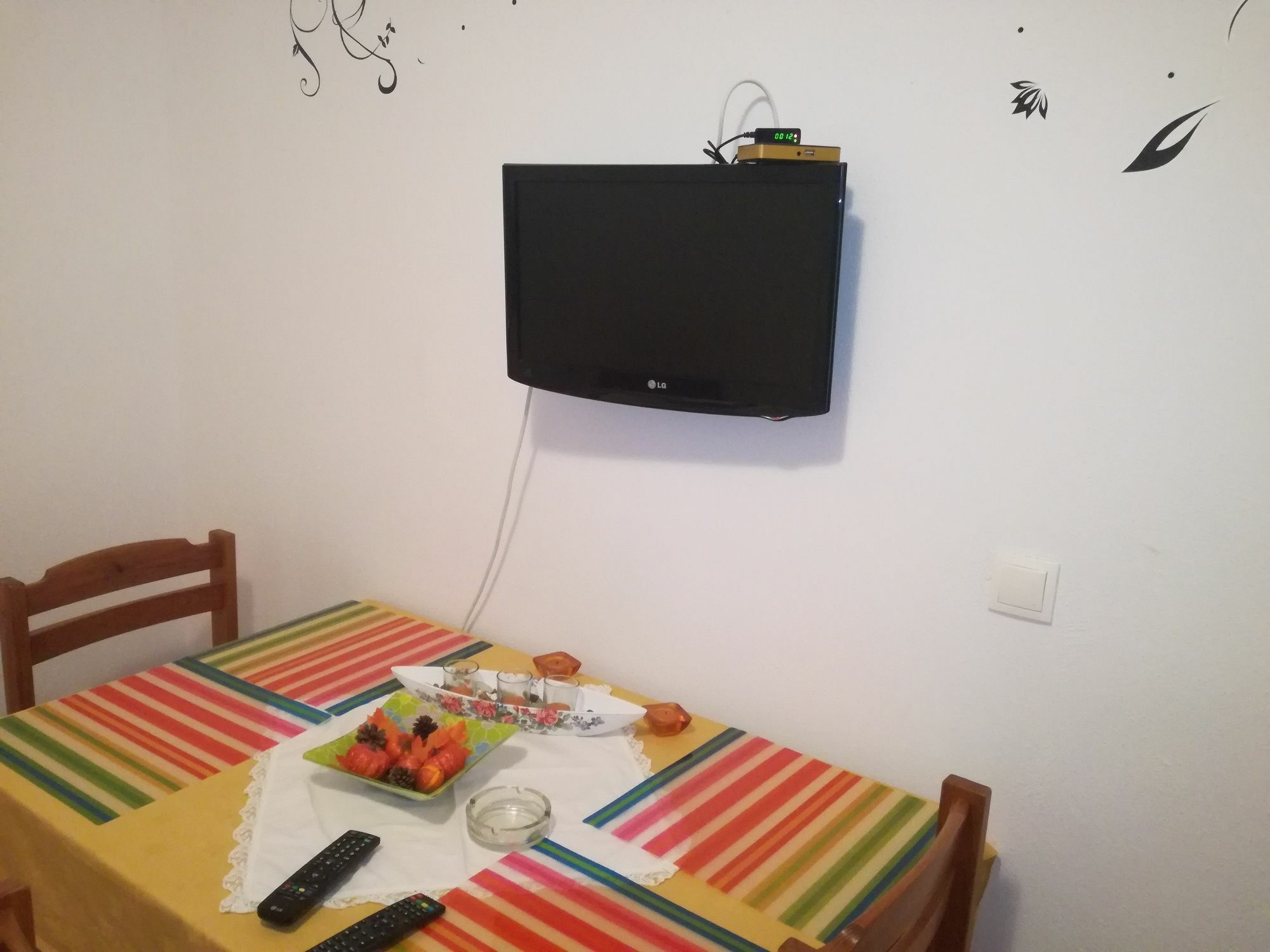 Apartments Luci Хвар Екстериор снимка